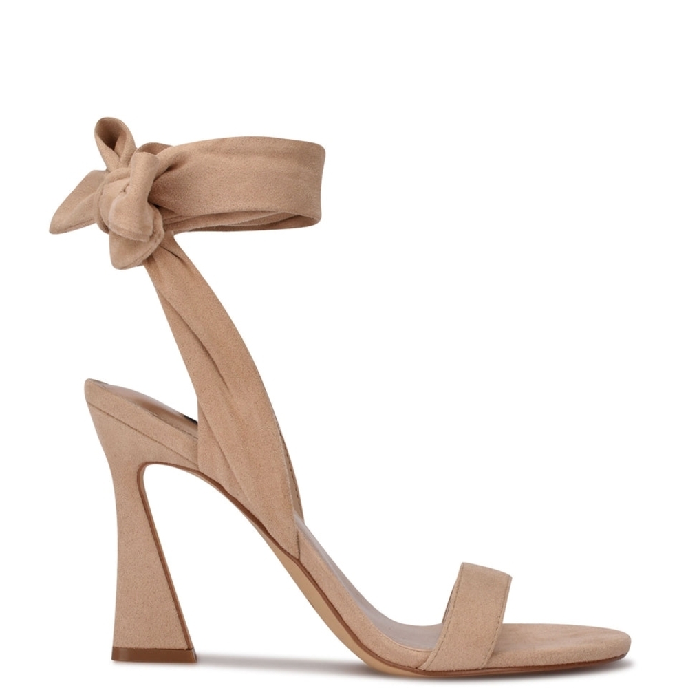 NIB, Nine West Tan Ankle Strap Heels. Very Soft, Suede Like Material. Size 7